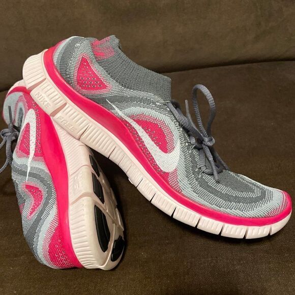 Near mint Nike Flyknit Free 5.0 raspberry wolf grey slip one sock racer wmns 9.5 - Picture 11 of 16